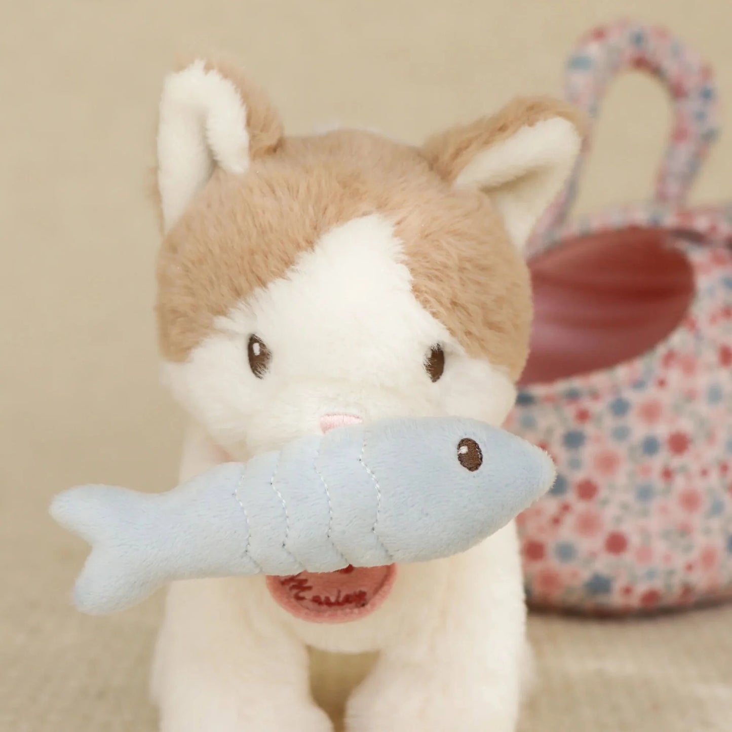 Chat câlin dans un sac – Multicolore – Essentials