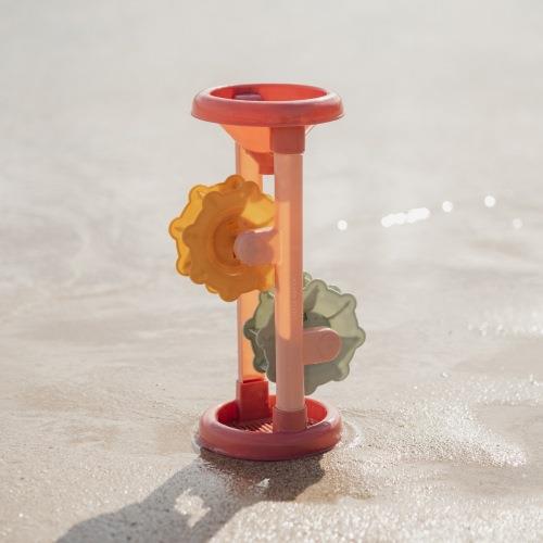 Moulin à sable et à eau Little Dutch rose en situation