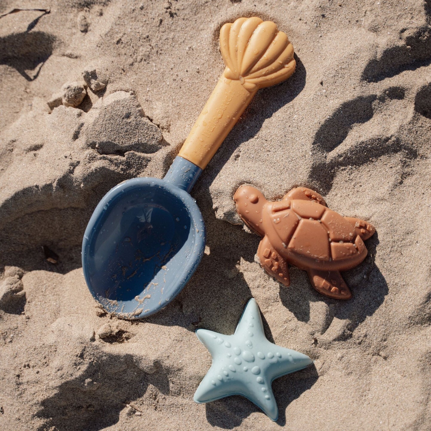 Ensemble de plage Pelle et Moules à sable - Bleu - Monde Océan