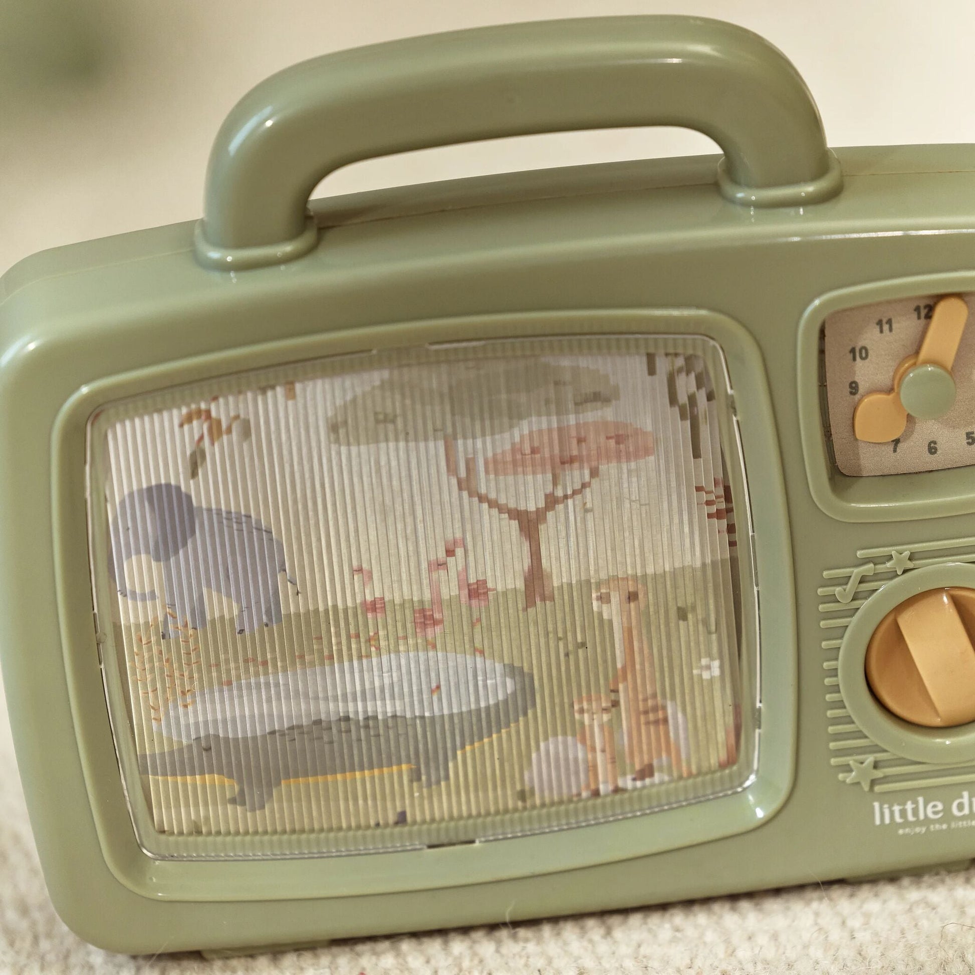 TV musicale Little Dutch Safari Friends en situation