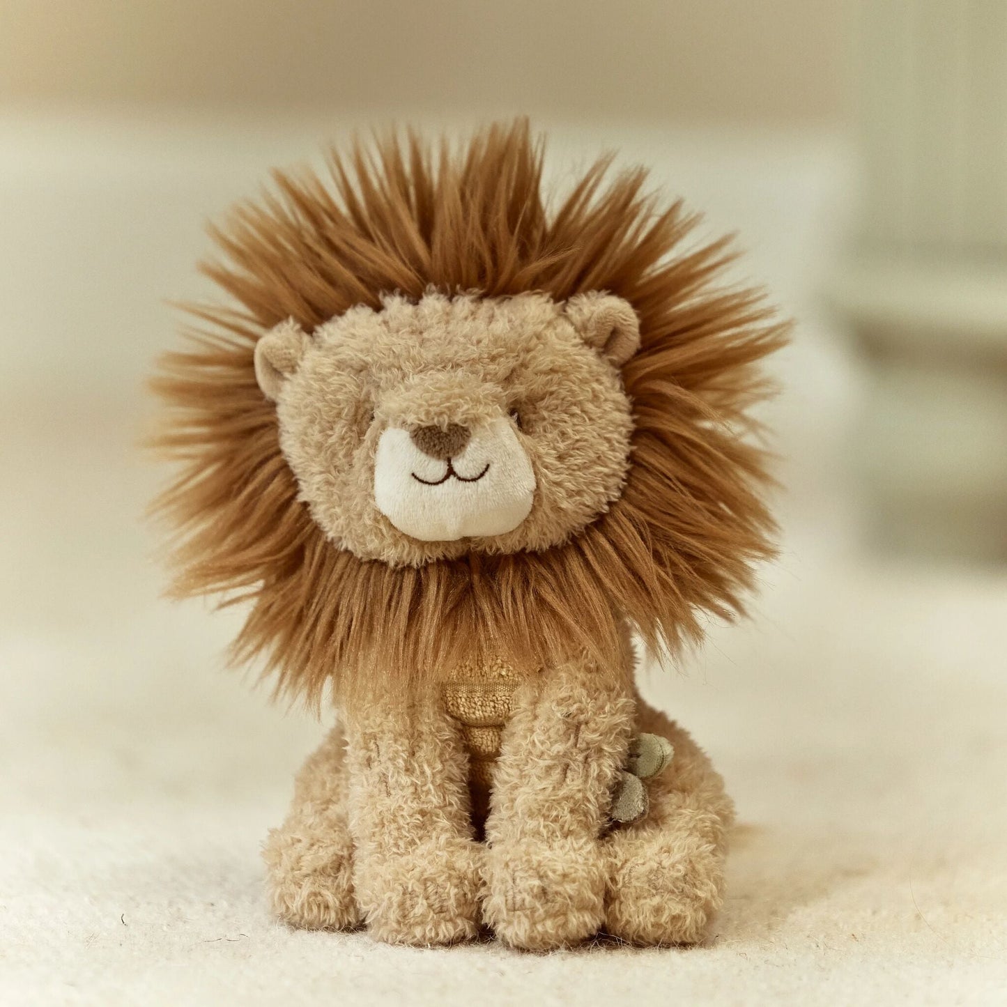 Peluche Lion Little Dutch en situation