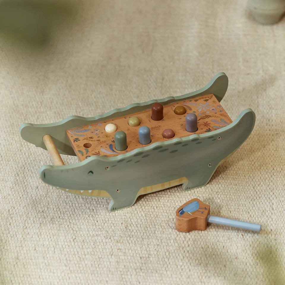 Banc à marteler en bois