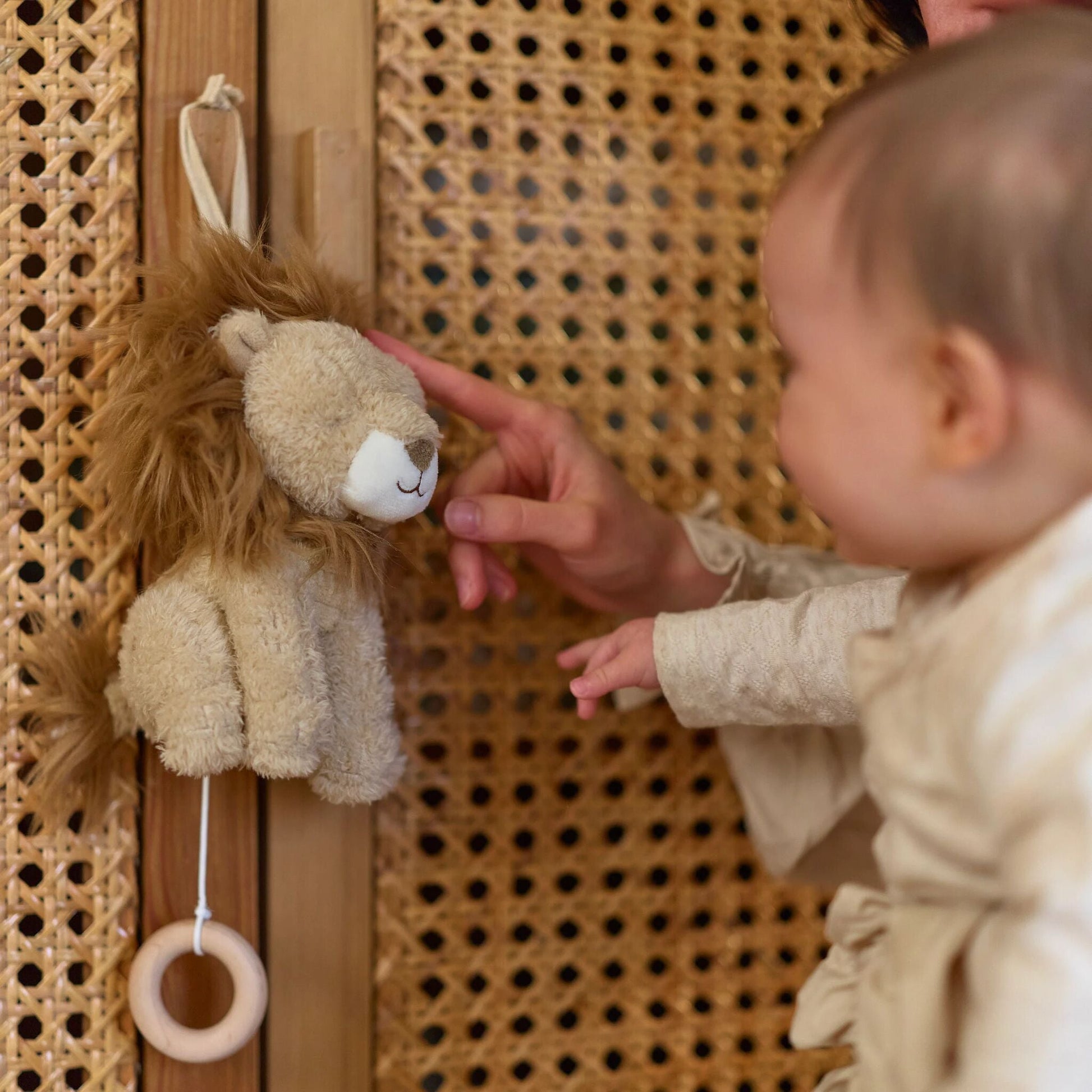 Boîte à musique Lion Little Dutch dans la chambre de bébé