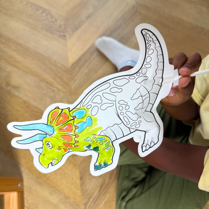 ARA-CREATIVE - 2 coloriages gonflables -  Dinos
