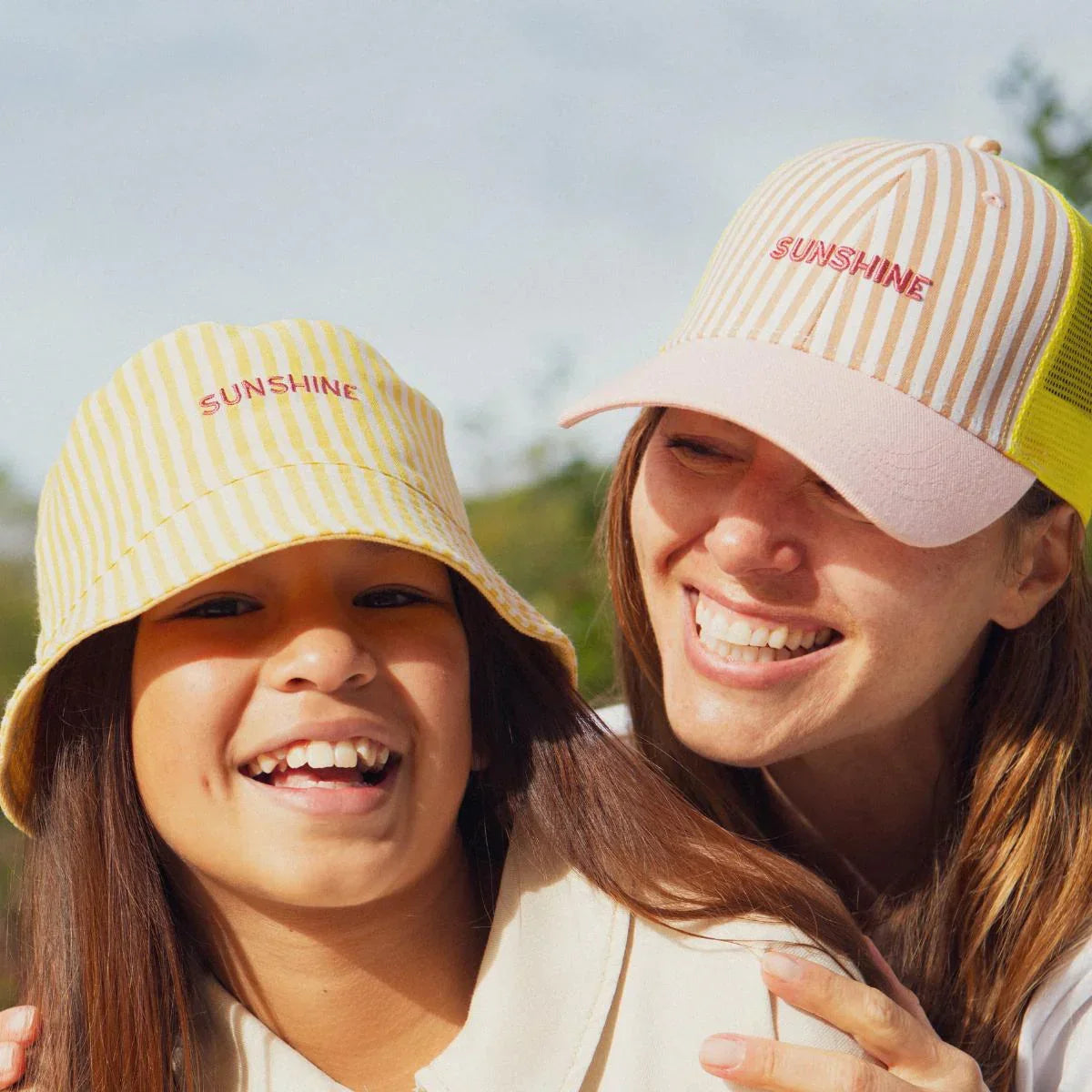 Bob réversible Sunshine rayé jaune| Enfant