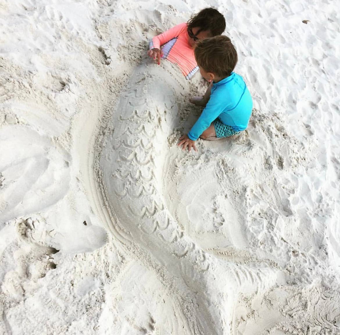 SuperPetit - Coloriage nomade : Mini Playmat SIRENE - 4 feutres inclus