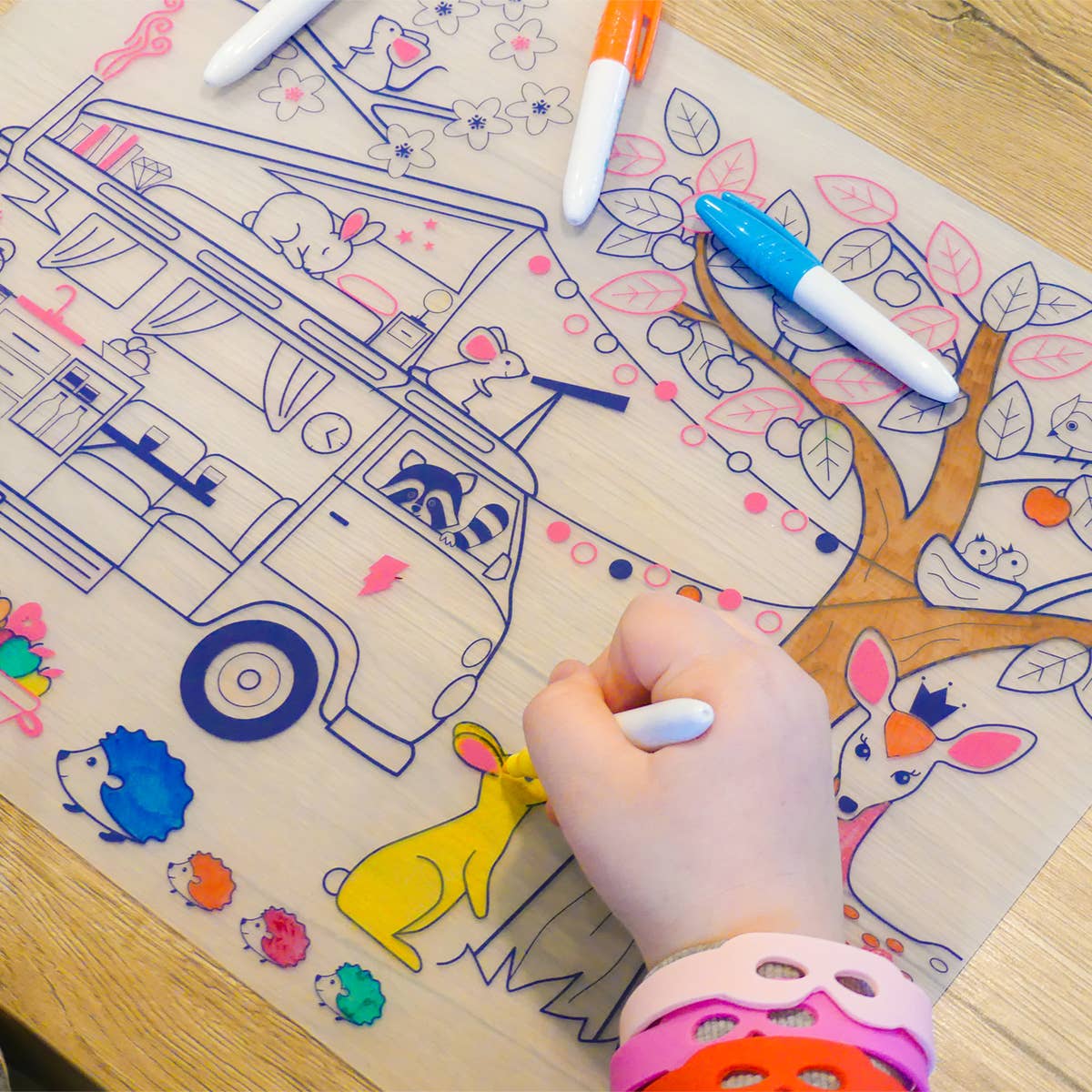 SuperPetit - Coloriage réutilisable - Set en silicone DREAM VAN 5 feutres