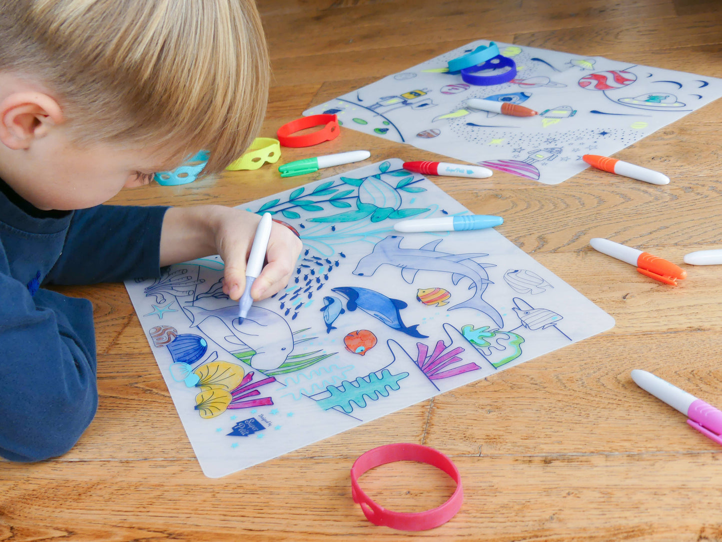SuperPetit - Jeu éducatif: Set de table en silicone CORAL - Réutilisable