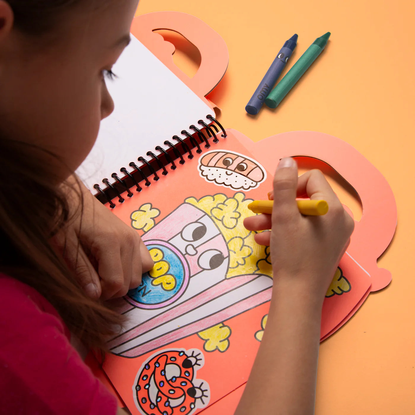 Coloriage - Super Coloring & Stickers Book - Yummy