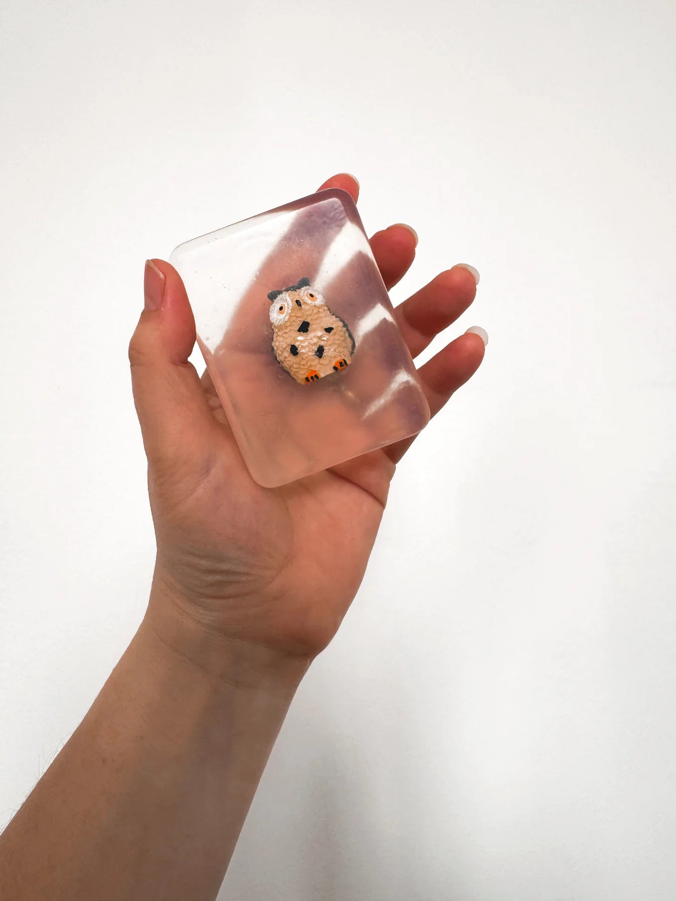 Savon avec figurine