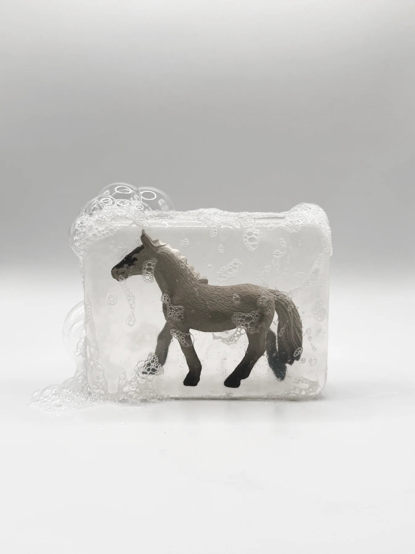Savon avec figurine