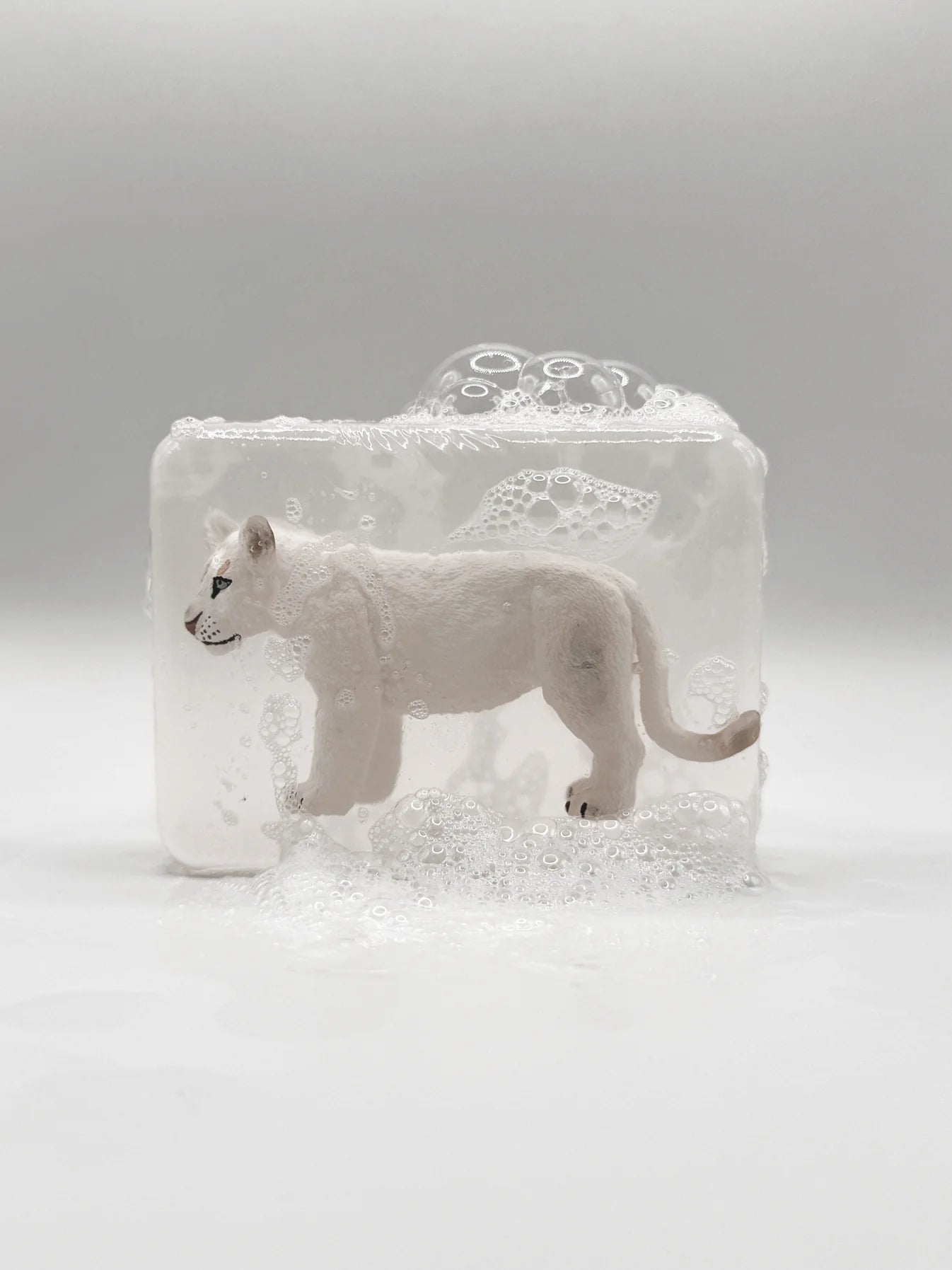 Savon avec figurine