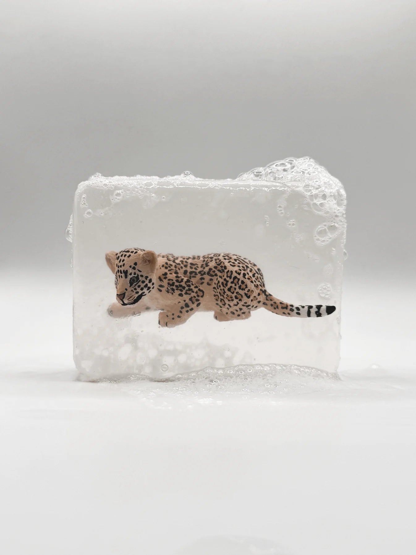Savon avec figurine