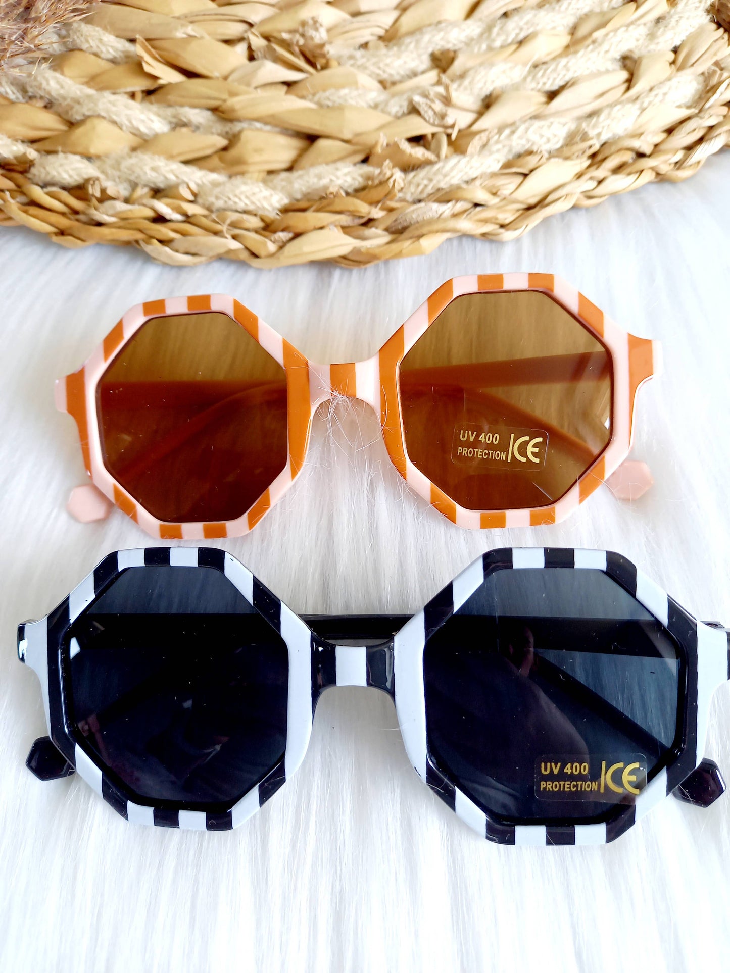 Happy by Lies - Lunettes de soleil pour enfants Sunny stripe noir/blanc