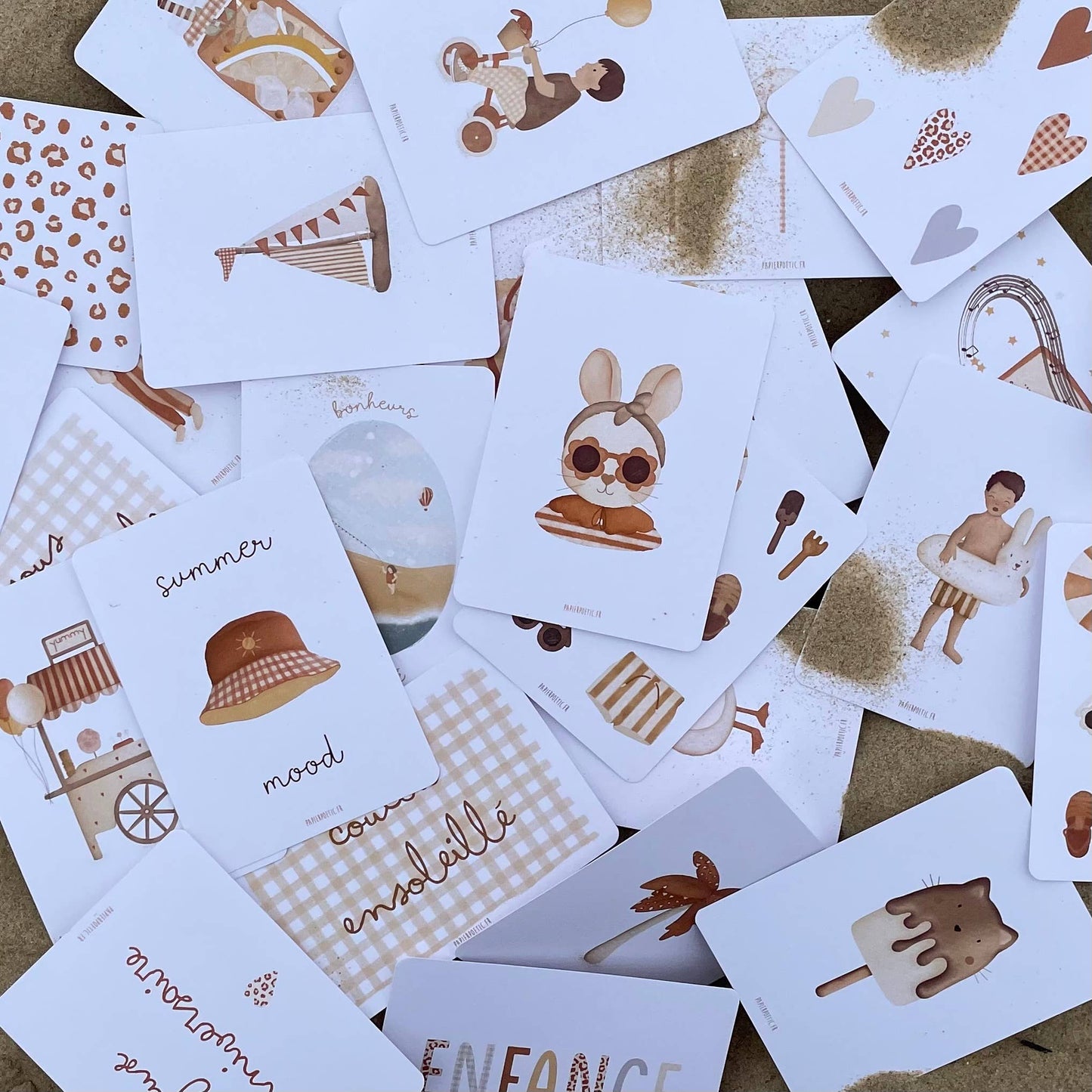 Papier Poetic - Carte Postale / Card "Bisous plein de sable"