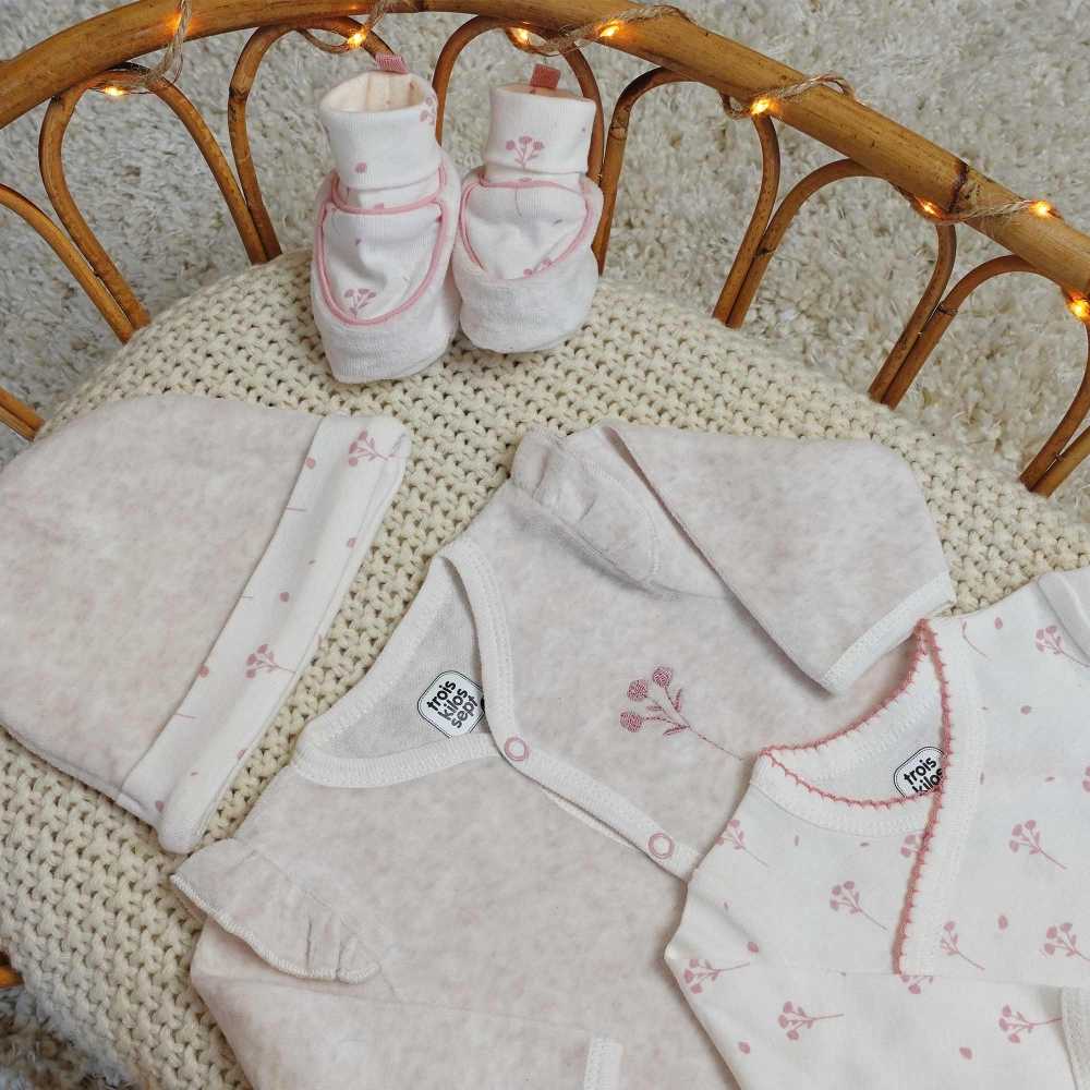 Trousseau de naissance - Motif floral -rose