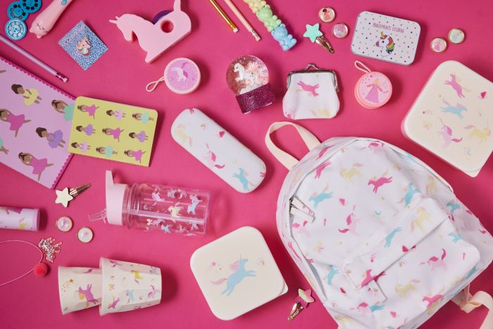 Gourde rose motif licornes Pause goûter